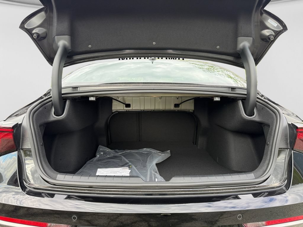 New 2026 Kia K5 LXS FWD image 18