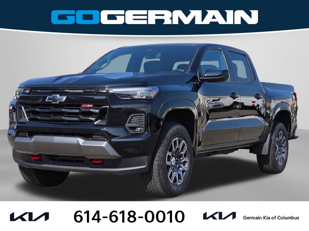 Used 2023 Chevrolet Colorado Z71 w/ Z71 Convenience Package 2