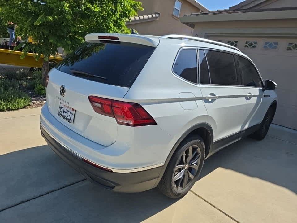 Used 2023 Volkswagen Tiguan SE FWD image 9