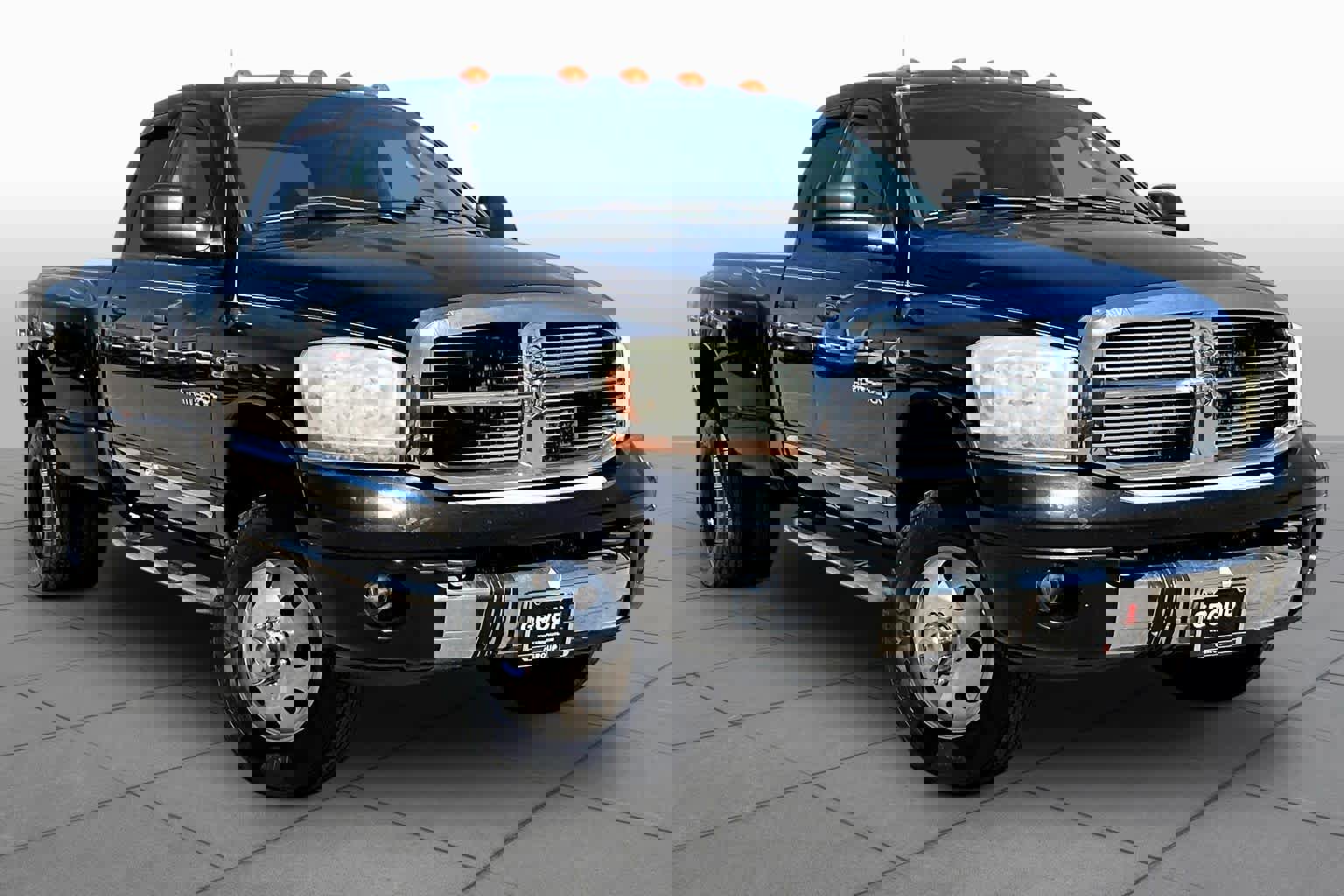 Used 2006 Dodge Ram 3500 Truck Laramie w/ Trailer Tow Group video 2