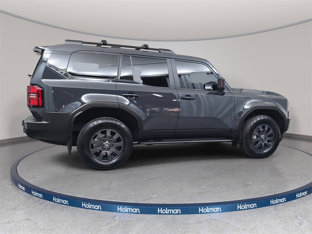 Used 2024 Toyota Land Cruiser image 5