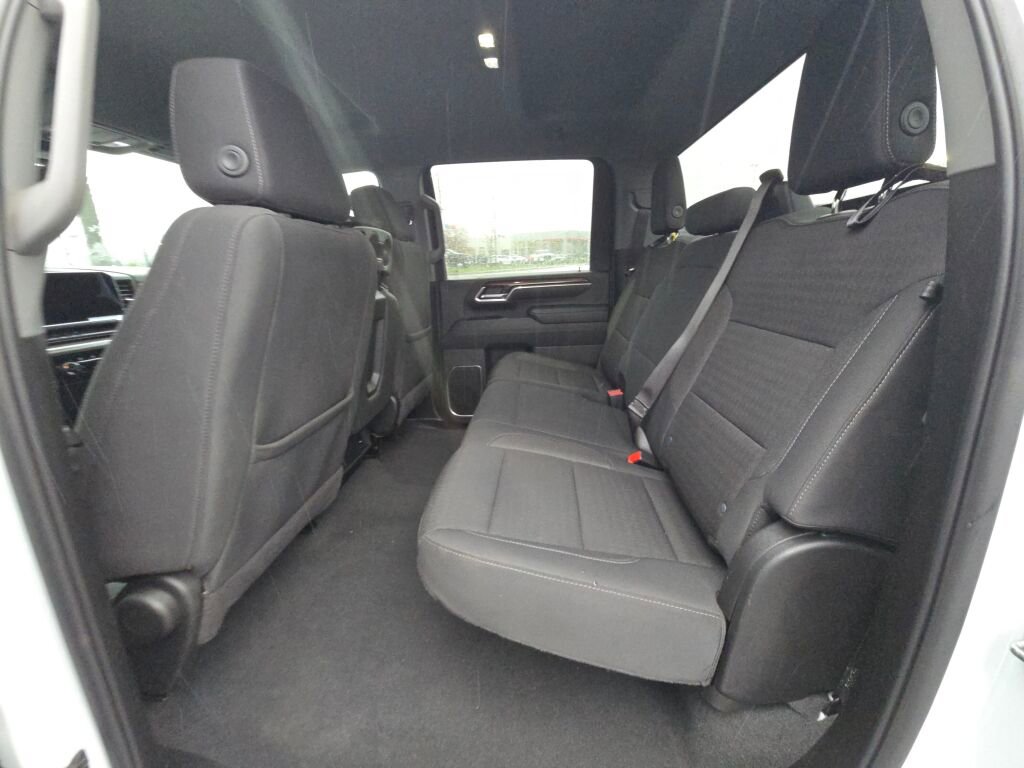 Used 2024 Chevrolet Silverado 3500 LT AWD/4WD image 13