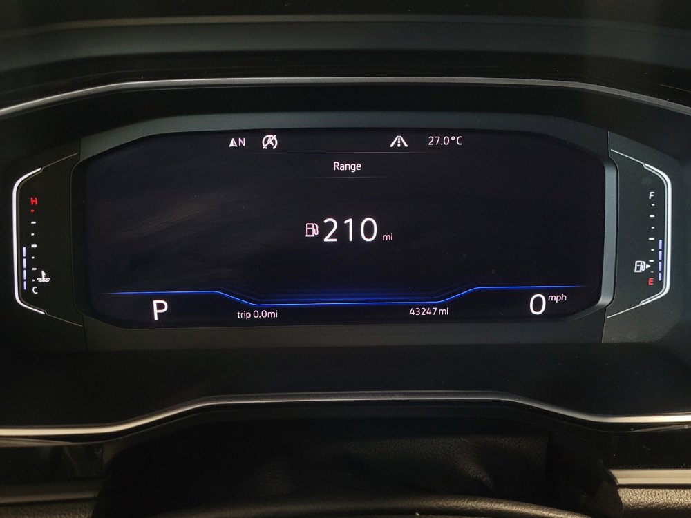 Used 2019 Volkswagen Jetta SEL w/ Cold Weather Package FWD image 23