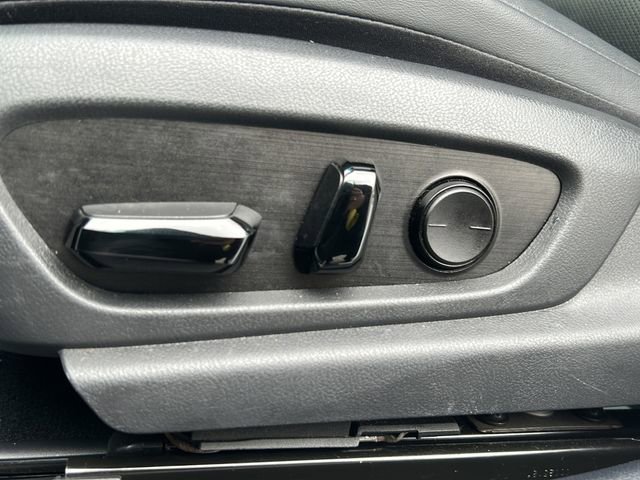 Used 2022 Lexus ES 350 w/ Accessory Package image 21