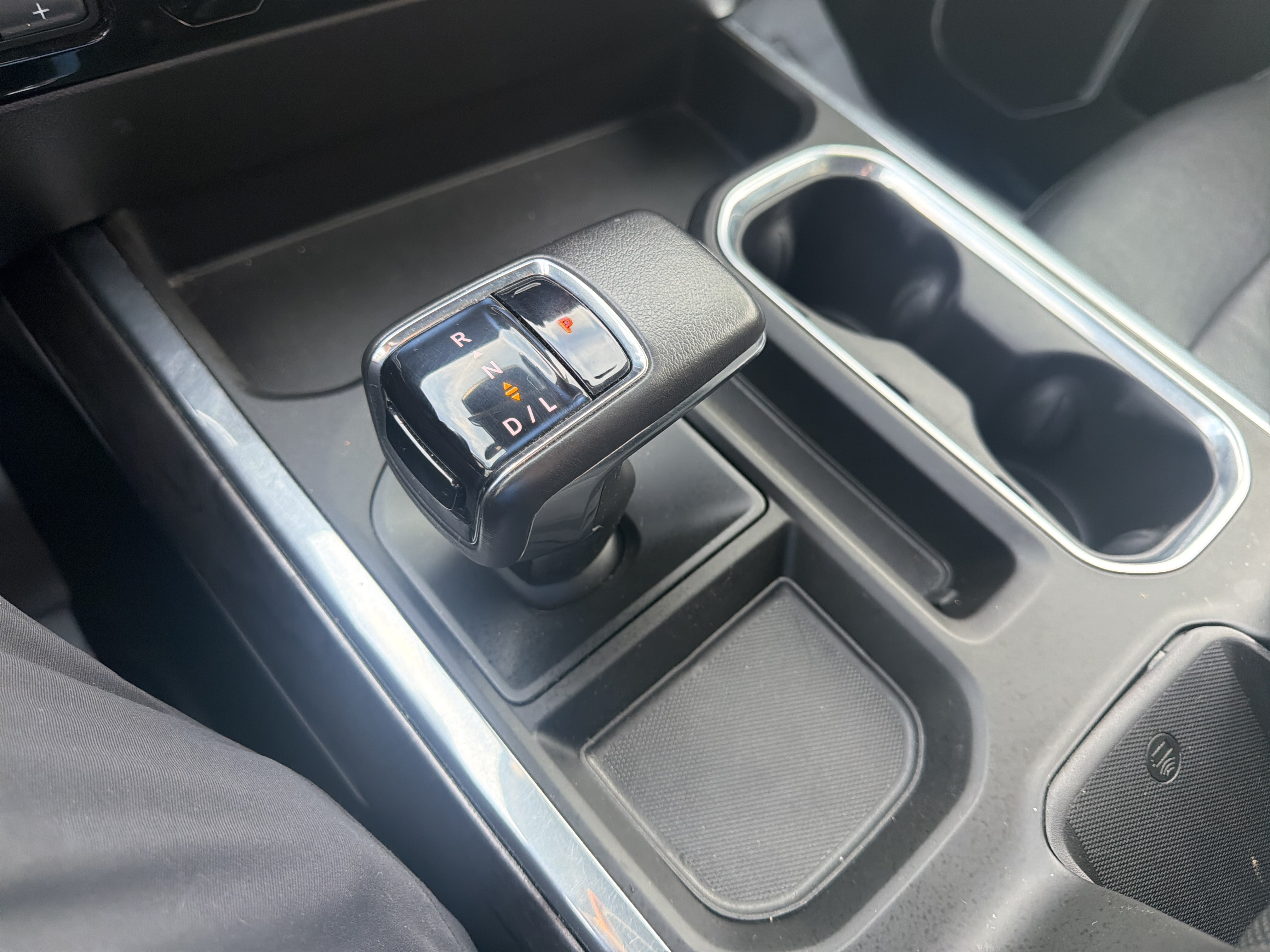 Used 2022 Chevrolet Silverado 1500 LTZ AWD/4WD image 23