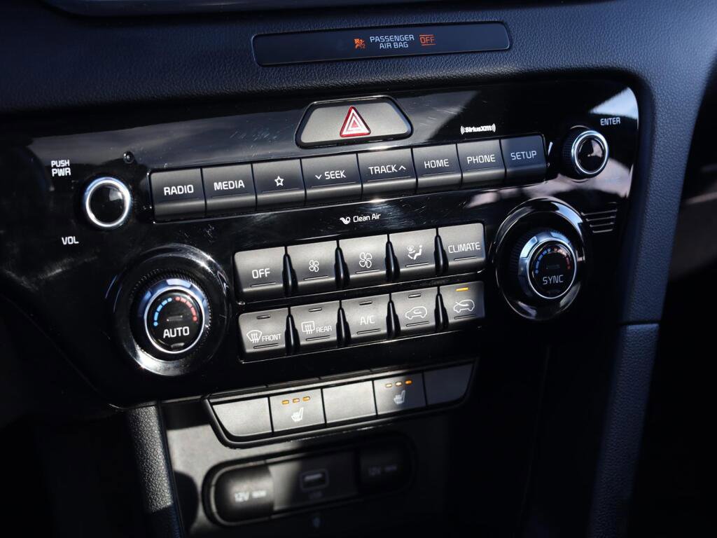 Used 2022 Kia Sportage Nightfall Edition w/ Nighfall AWD Premium Package image 17