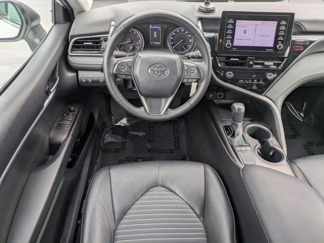 Used 2023 Toyota Camry SE image 13