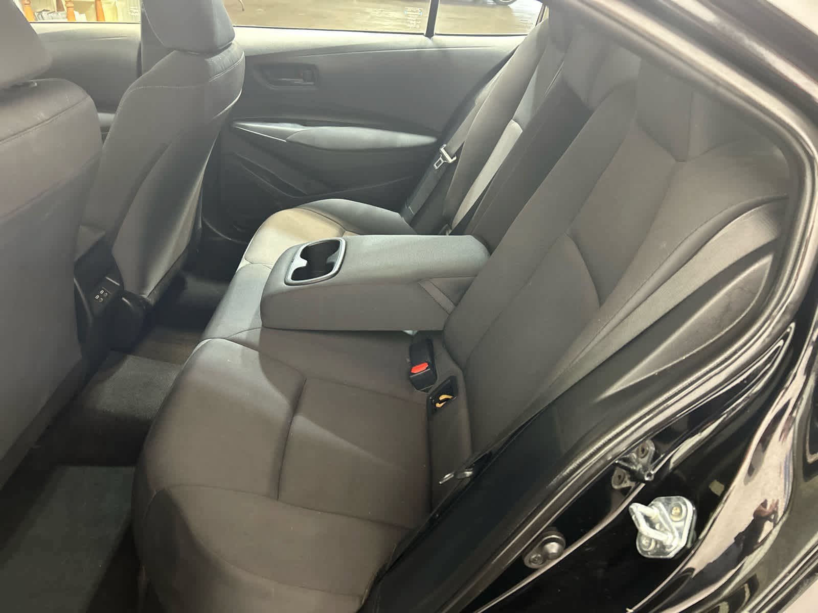 Used 2023 Toyota Corolla LE FWD image 9