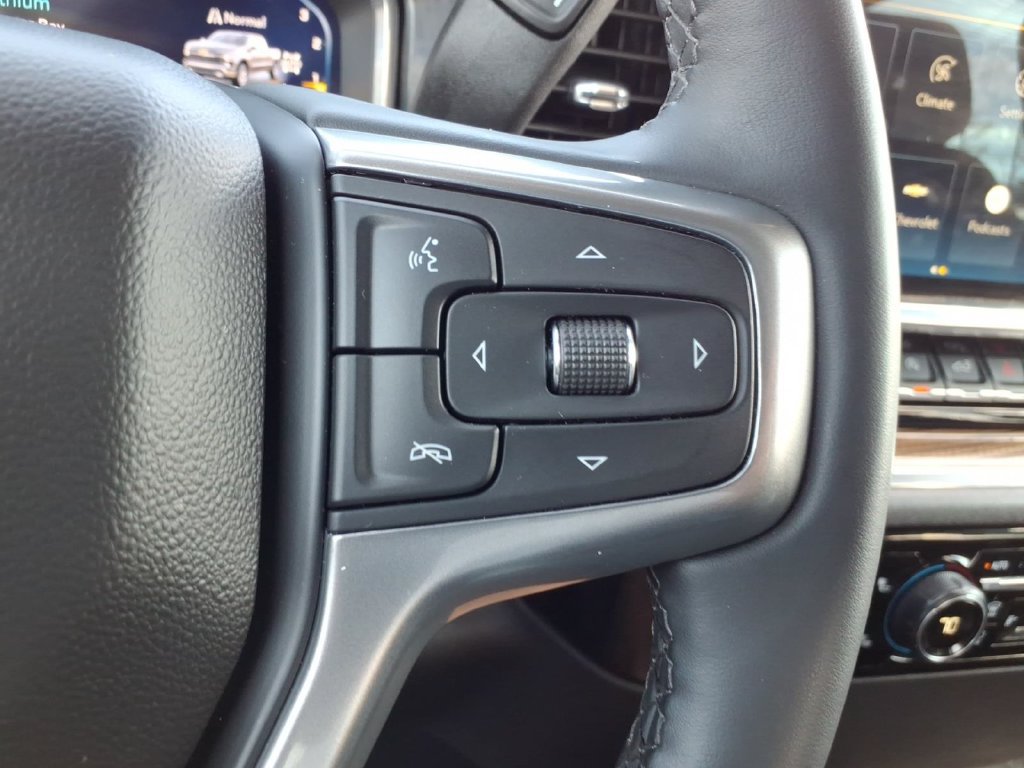 Used 2024 Chevrolet Silverado 1500 LT AWD/4WD image 29
