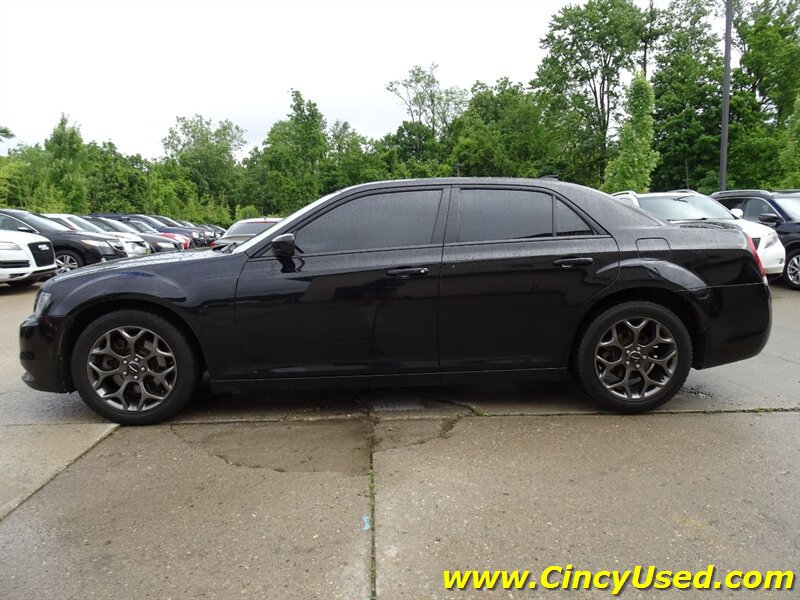Used 2015 Chrysler 300 S AWD/4WD image 5