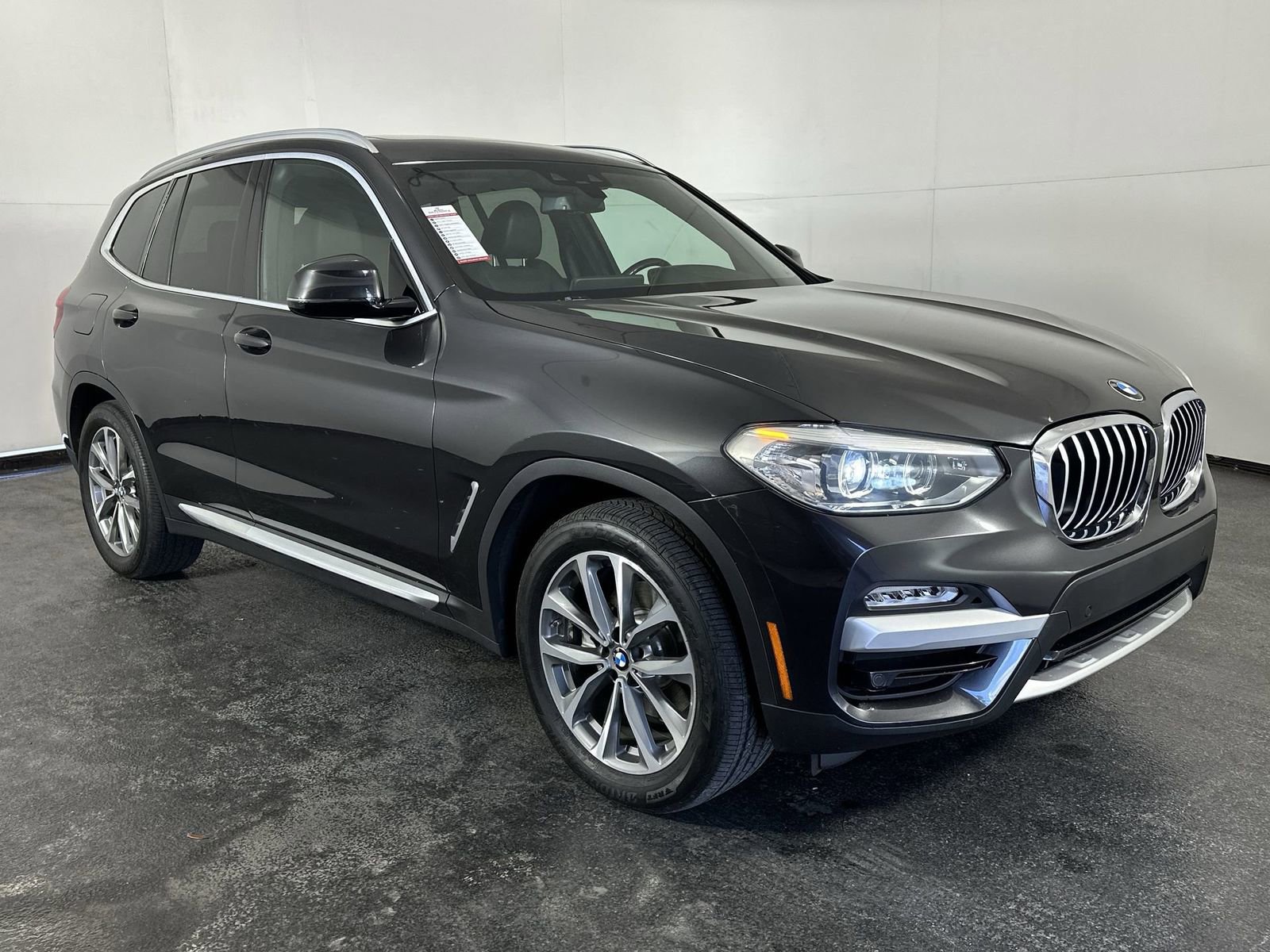 Used 2019 BMW X3 sDrive30i w/ Premium Package image 3