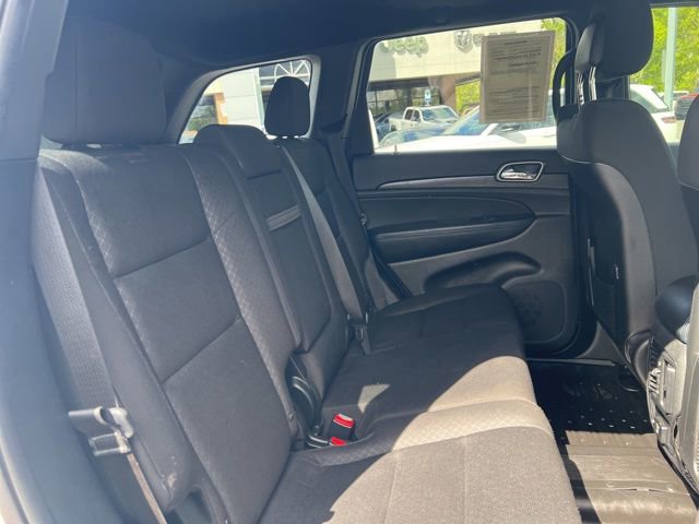 Used 2018 Jeep Grand Cherokee Laredo AWD/4WD image 26
