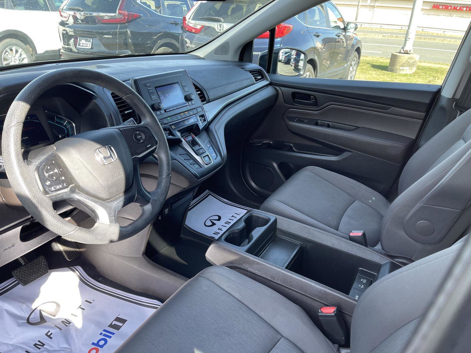 Used 2018 Honda Odyssey LX image 4