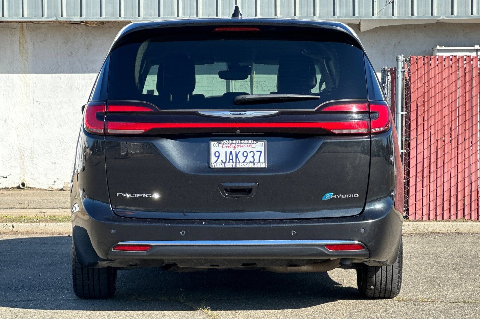 Used 2024 Chrysler Pacifica Limited FWD image 7