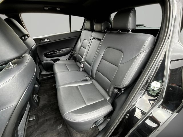 Certified 2022 Kia Sportage Nightfall Edition w/ Nighfall AWD Premium Package image 28