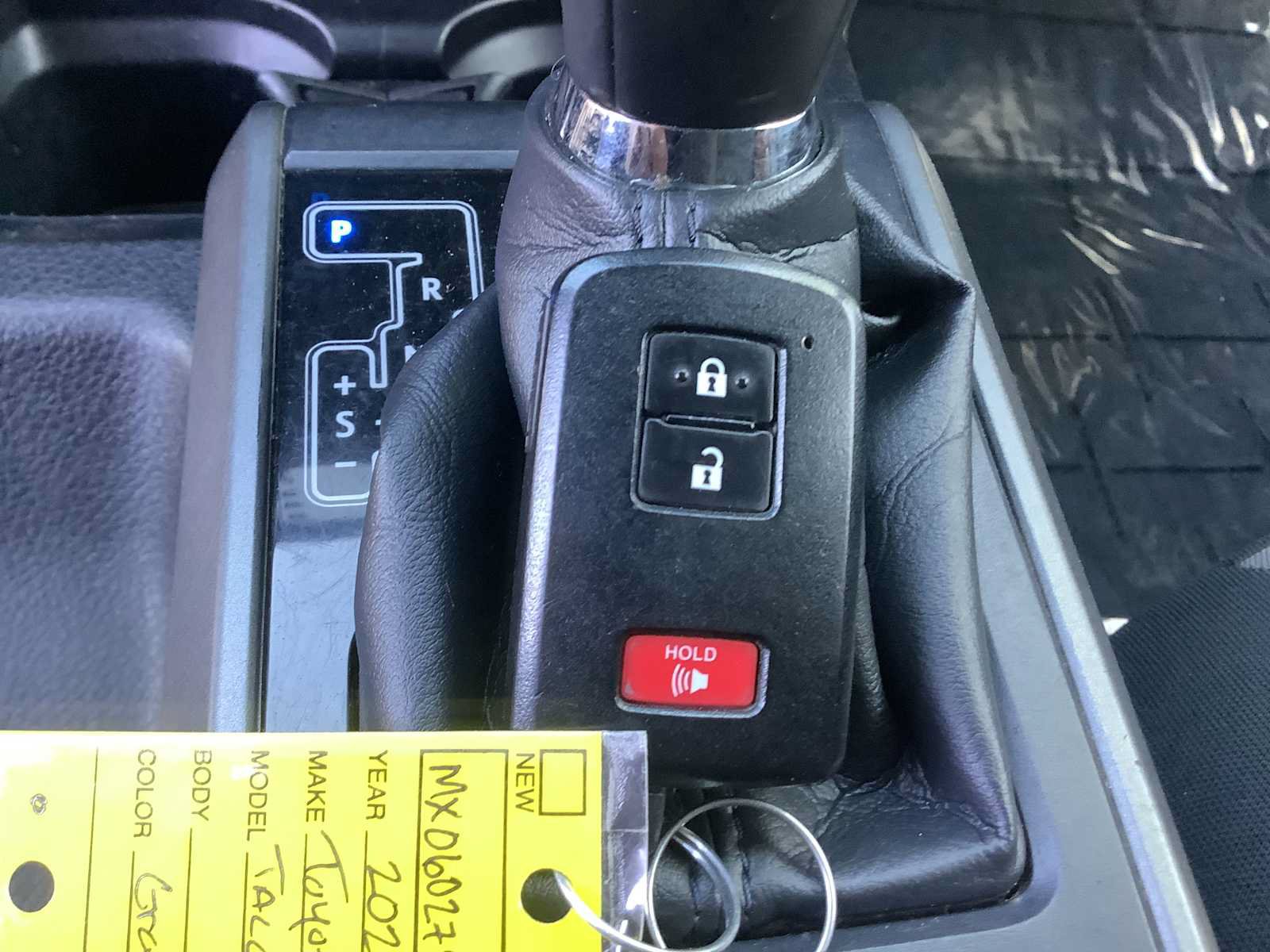 Used 2021 Toyota Tacoma TRD Off-Road AWD/4WD image 19