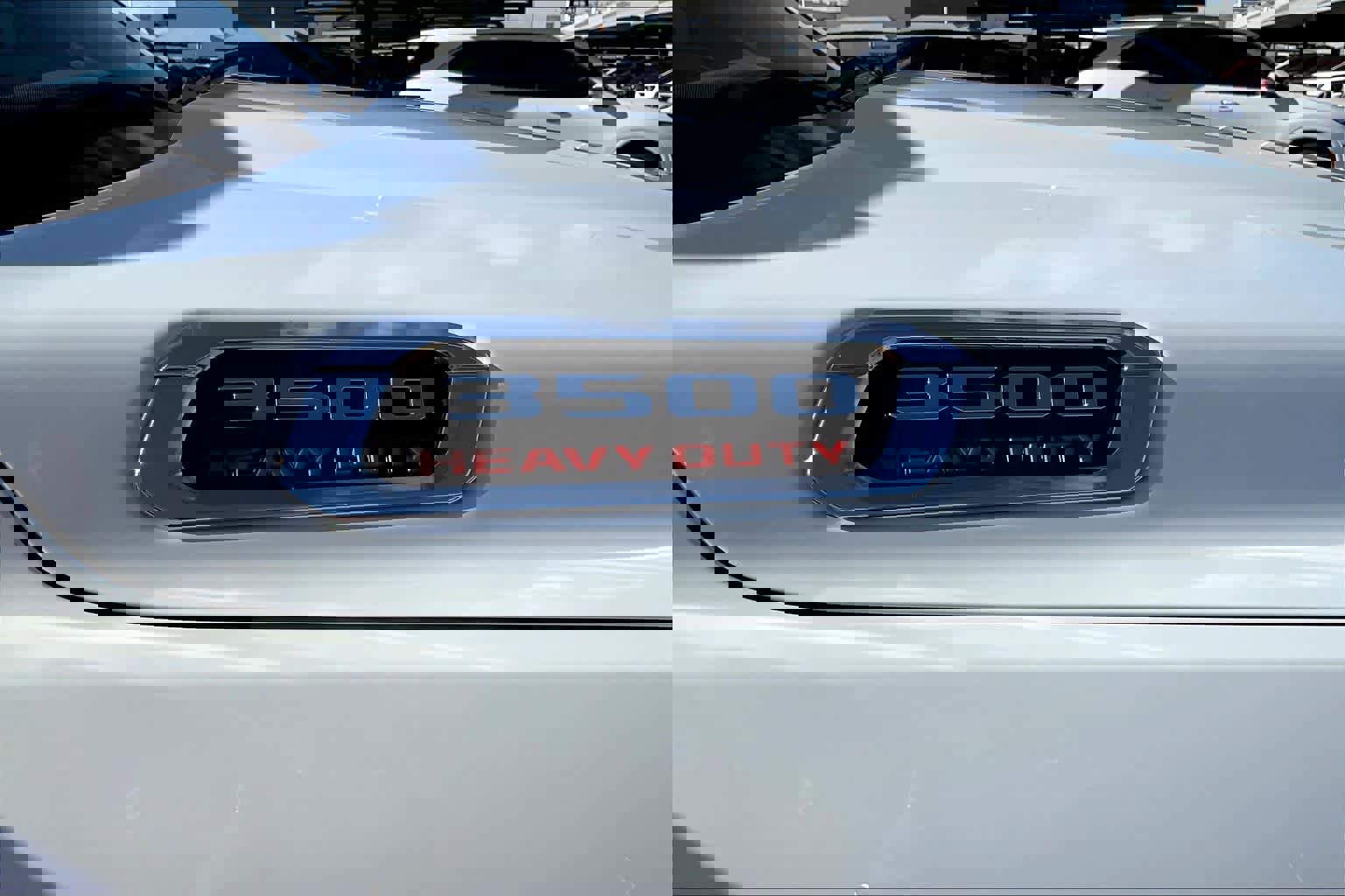 Used 2024 RAM 3500 Tradesman w/ Chrome Appearance Group image 27