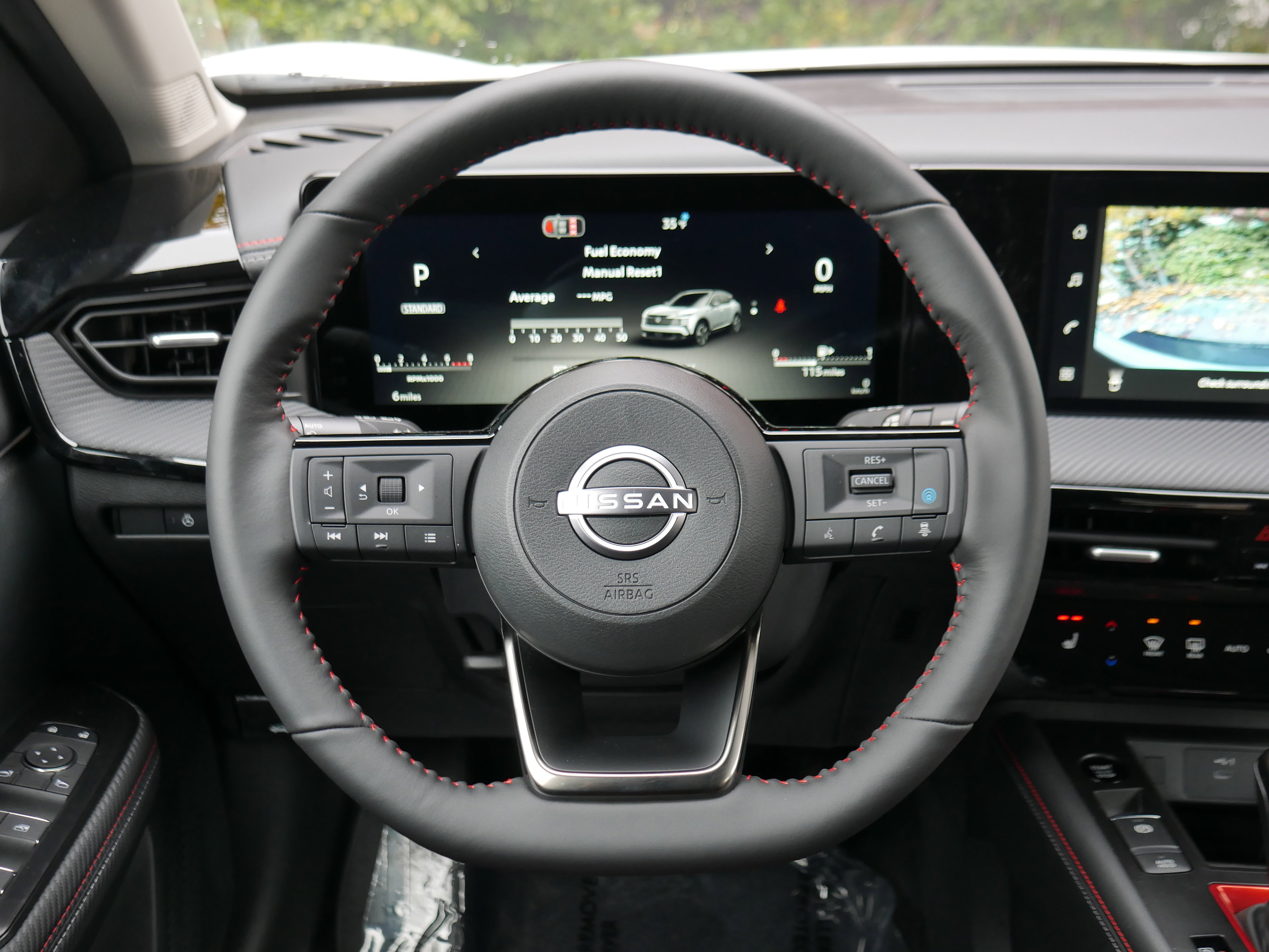 New 2026 Nissan Kicks SR w/ SR Premium Package image 7