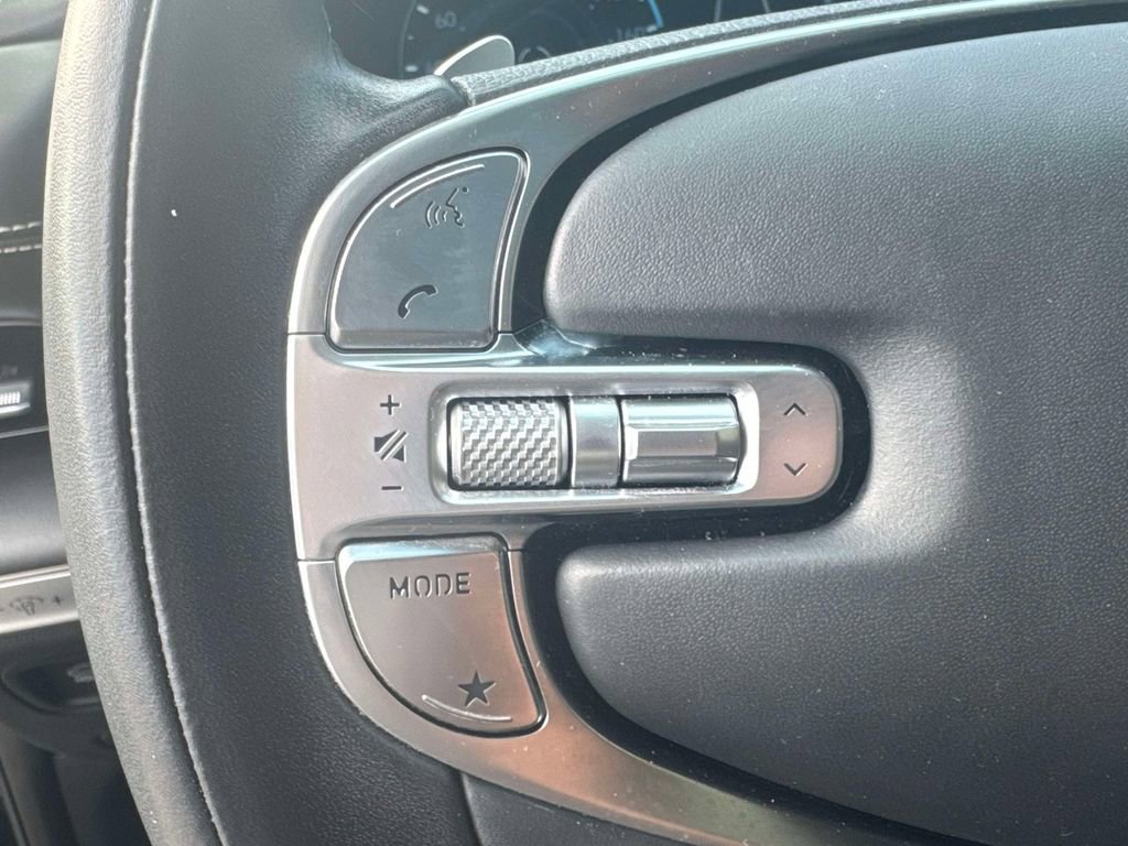 Used 2023 Genesis GV80 3.5T w/ Prestige Package image 21