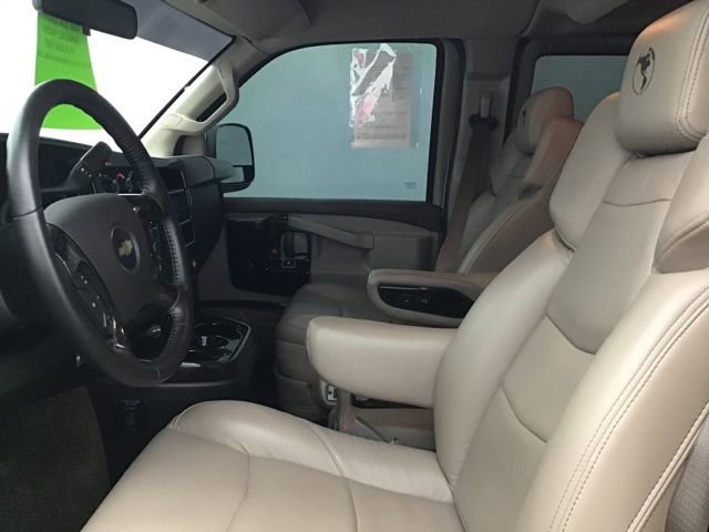 Used 2023 Chevrolet Express 2500 image 19