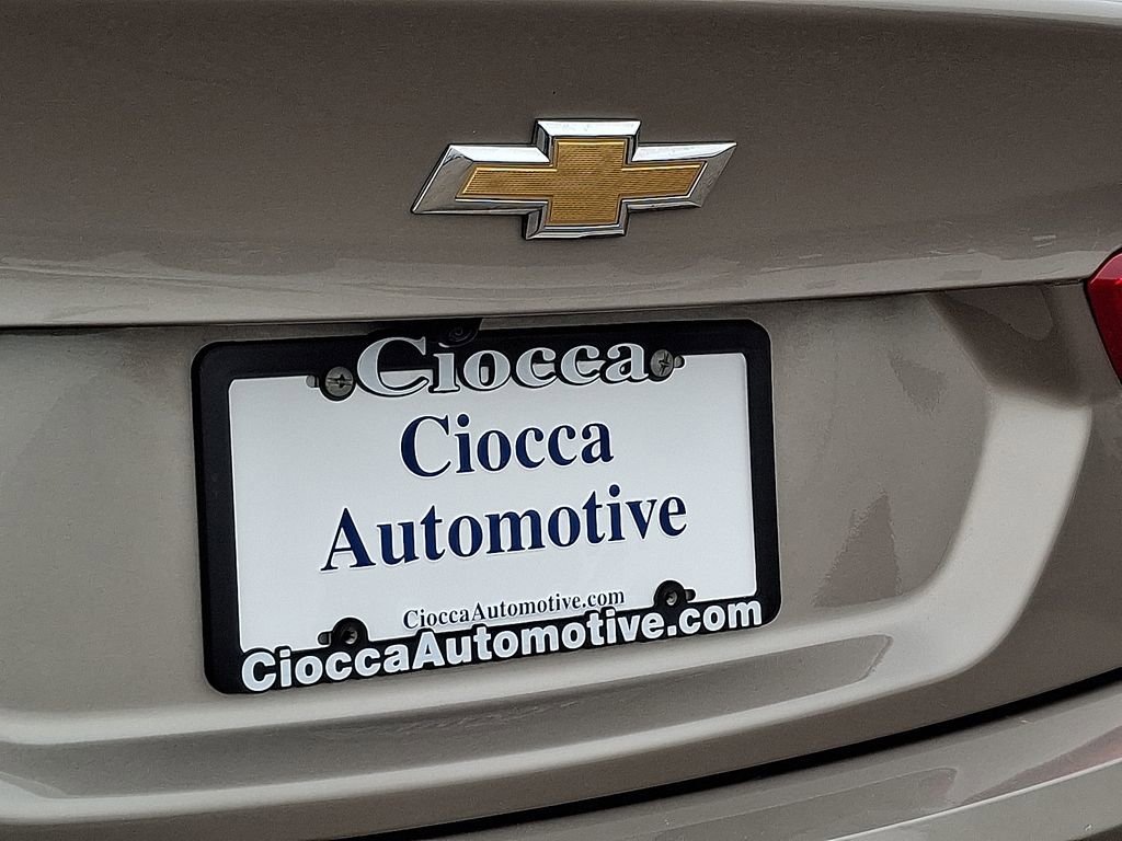 Used 2022 Chevrolet Malibu LS image 31