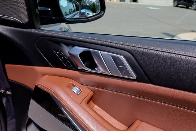 Used 2020 BMW X7 xDrive40i w/ Premium Package image 55