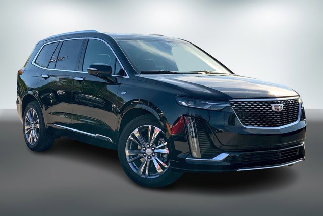 Certified 2025 Cadillac XT6 Premium Luxury image 1