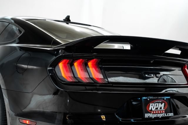 Used 2021 Ford Mustang GT w/ Black Accent Package RWD image 9