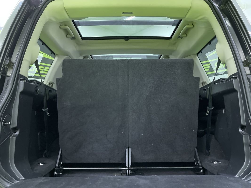 Used 2016 Land Rover LR4 HSE LUX image 30