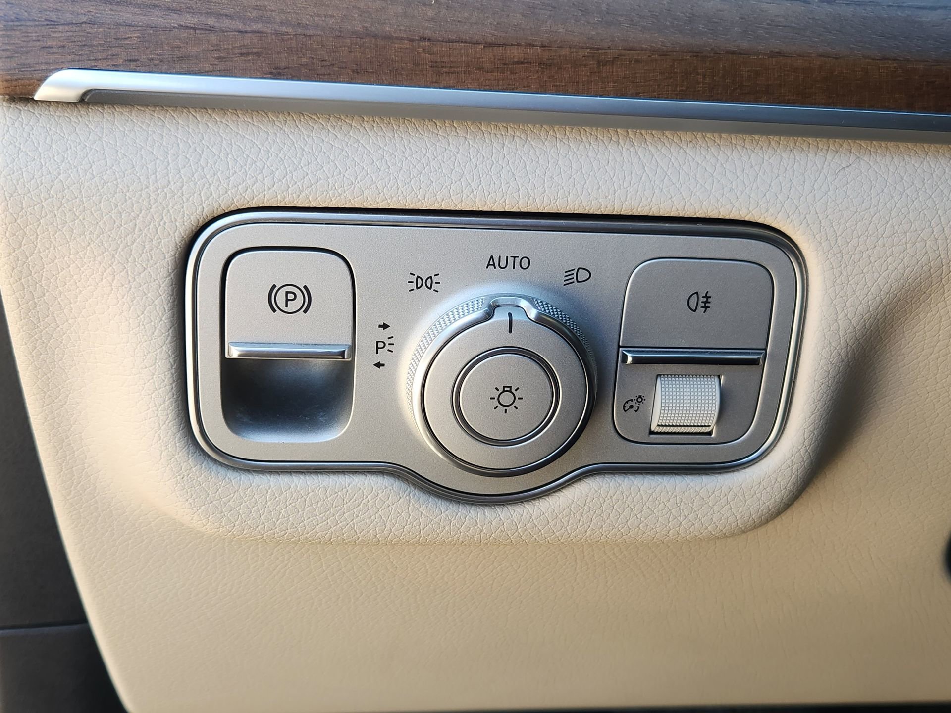 Certified 2022 Mercedes-Benz GLE 350 image 21