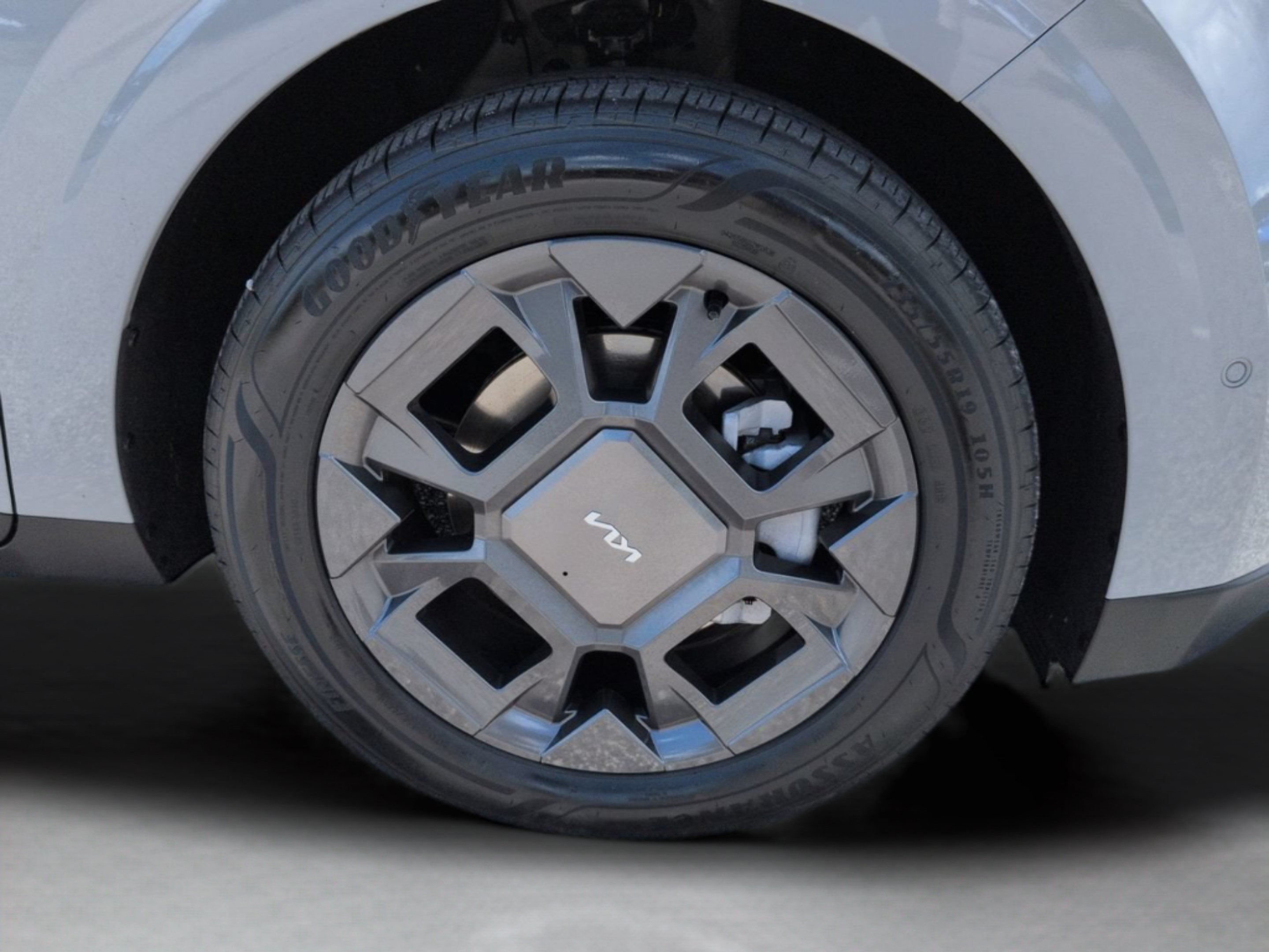 Certified 2026 Kia Carnival SX FWD image 13