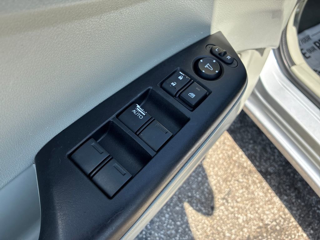 Used 2012 Honda Civic LX image 13
