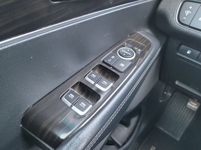 Used 2020 Kia Sorento S FWD image 26