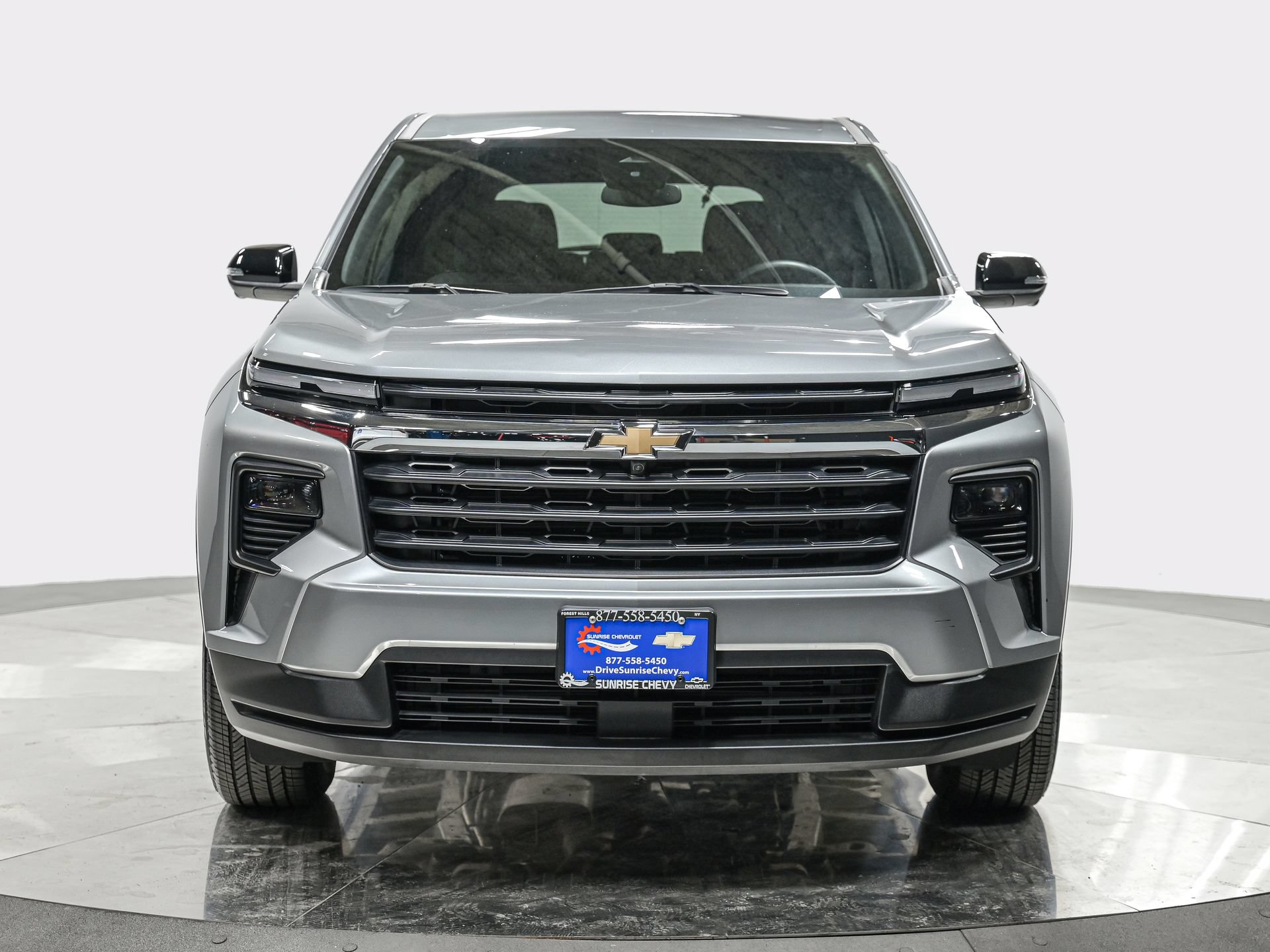 Used 2024 Chevrolet Traverse LS FWD image 10