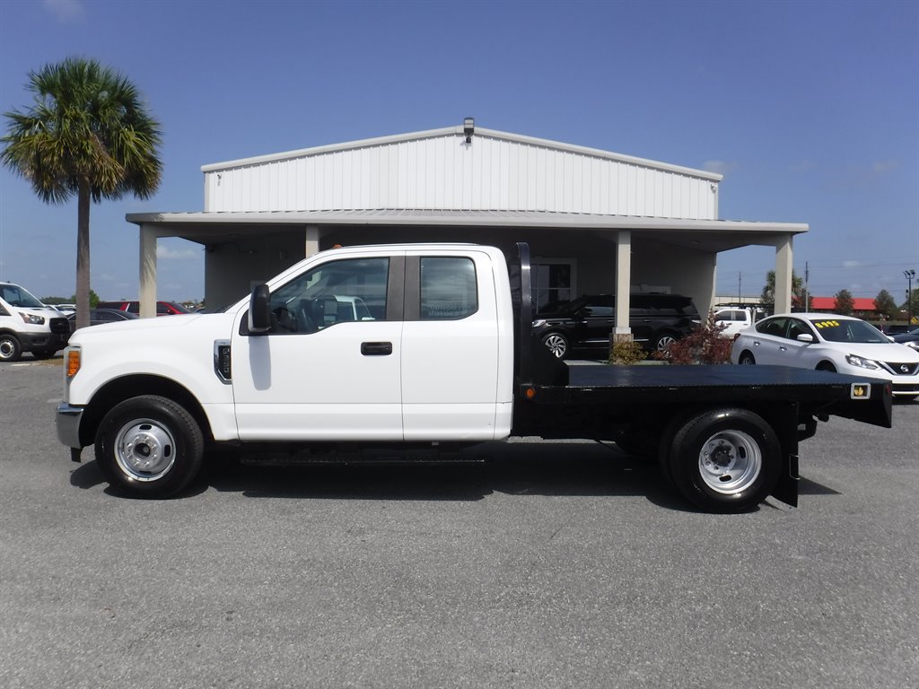 Used 2017 Ford F350 XL w/ XL Value Package image 2