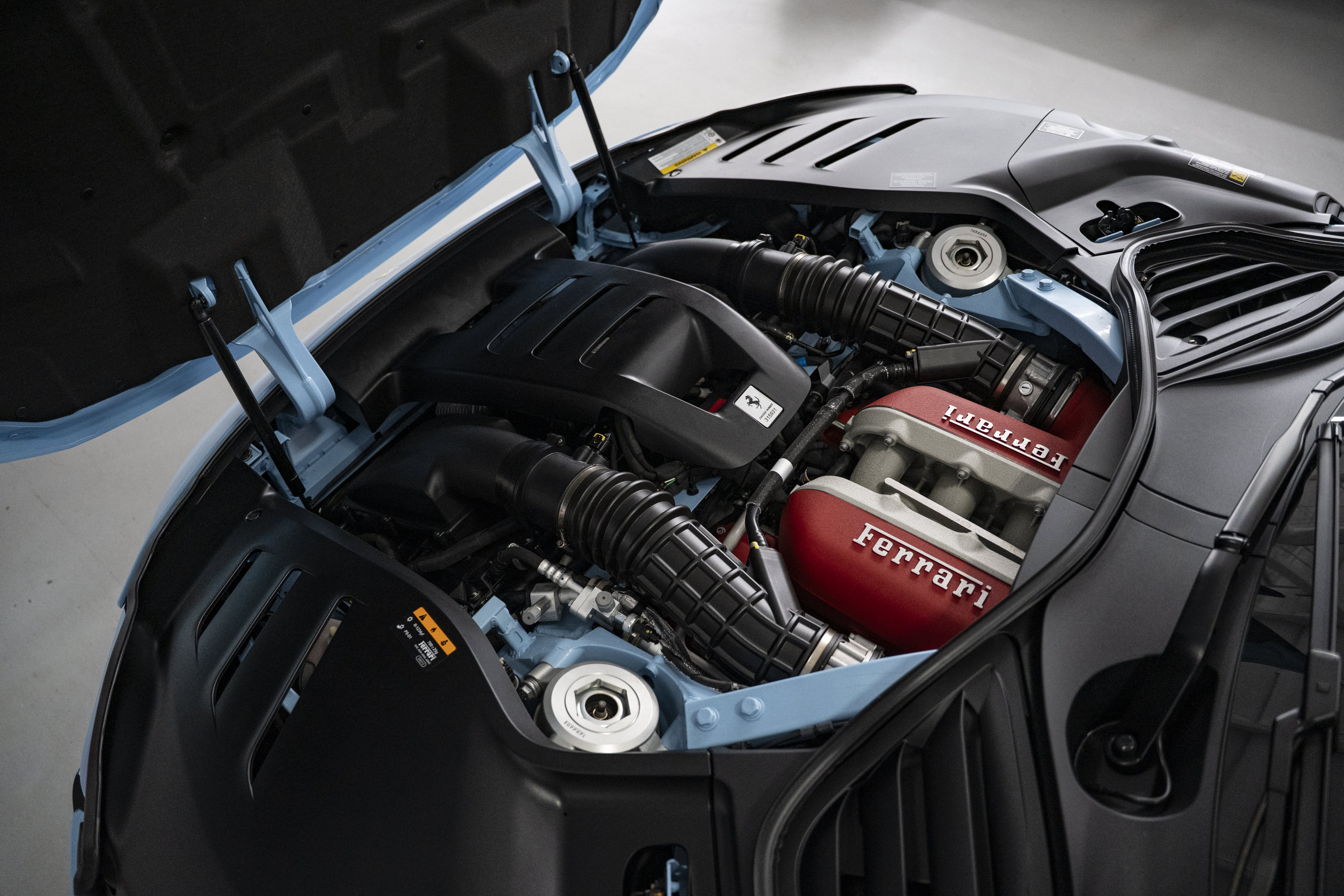 Used 2025 Ferrari Purosangue AWD/4WD image 59