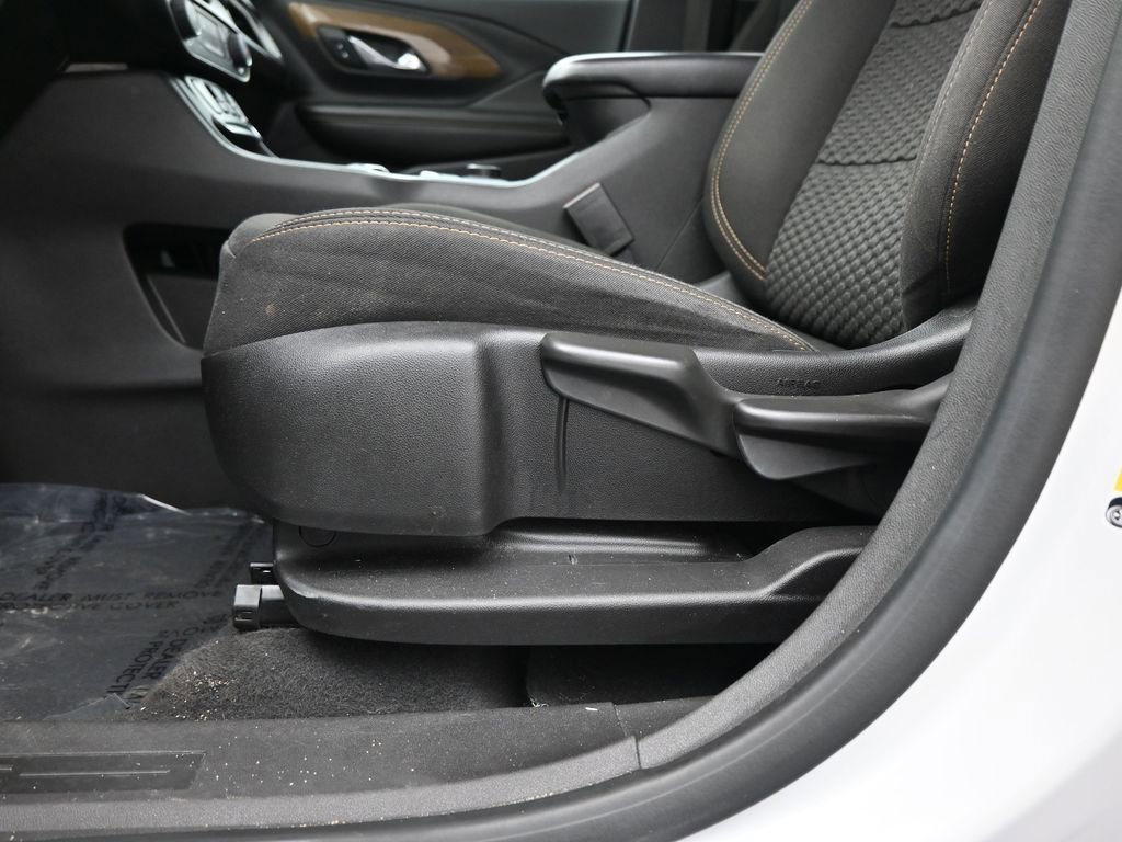 Used 2019 GMC Terrain SLE image 13