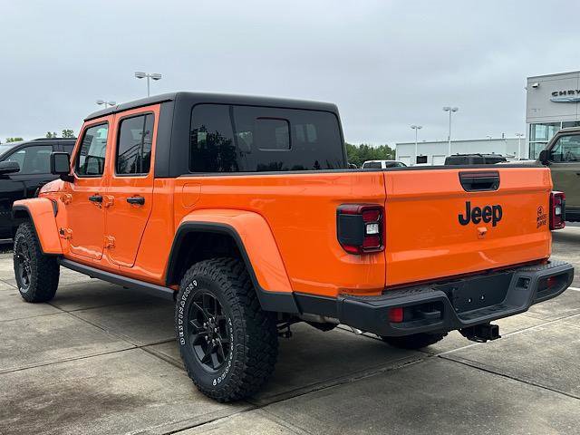 New 2025 Jeep Gladiator Willys image 4