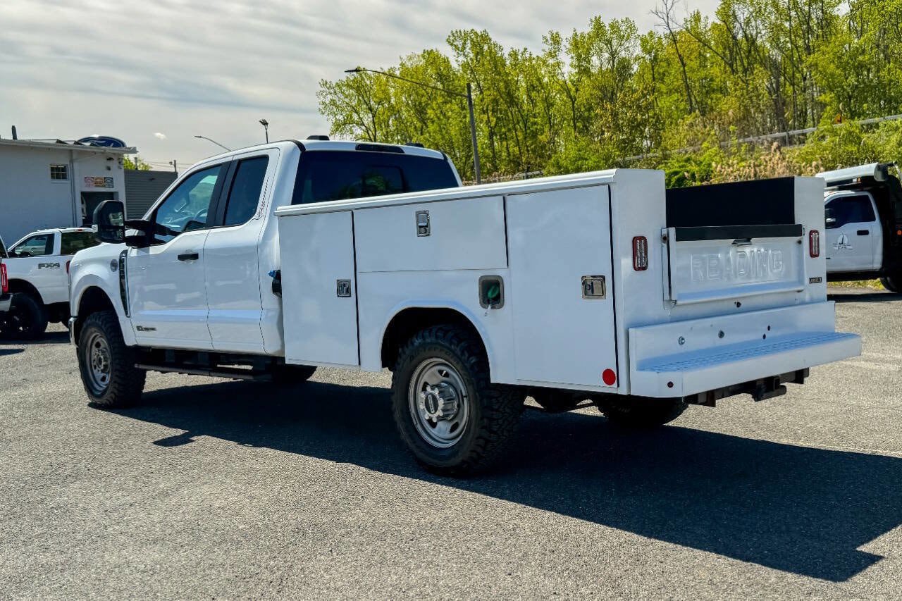 Used 2024 Ford F350 XL w/ Snow Plow Prep Package AWD/4WD image 5