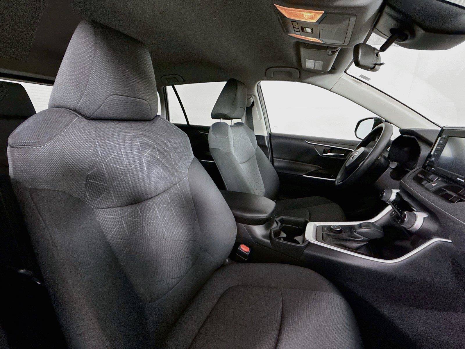 Certified 2021 Toyota RAV4 XLE AWD/4WD image 40