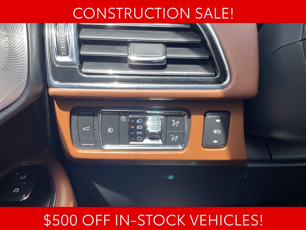 Used 2022 Lincoln Navigator Reserve AWD/4WD image 28