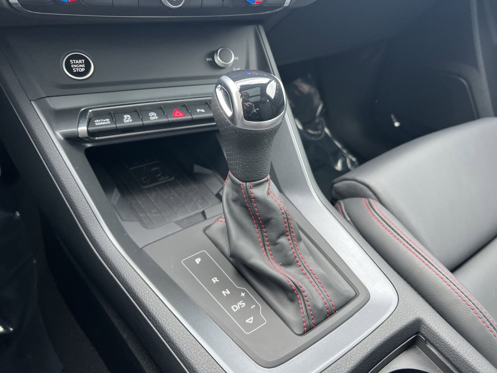 Used 2025 Audi Q3 2.0T Premium Plus w/ Premium Plus Package image 21