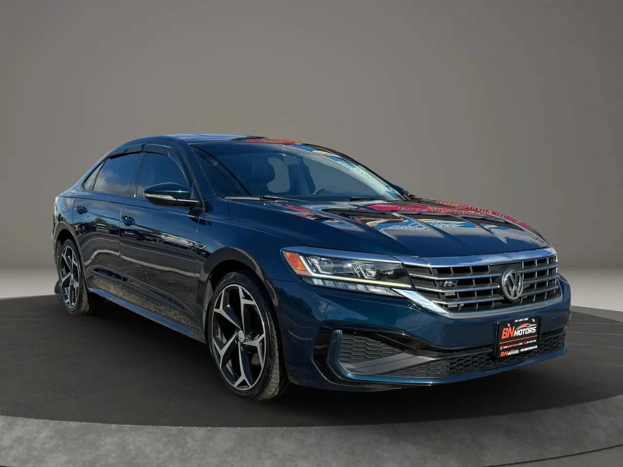 Used 2020 Volkswagen Passat 2.0T R-Line FWD image 5