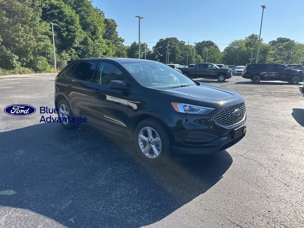 Used 2024 Ford Edge SE AWD/4WD image 1
