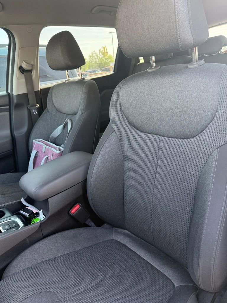 Used 2020 Hyundai Santa Fe SE image 10