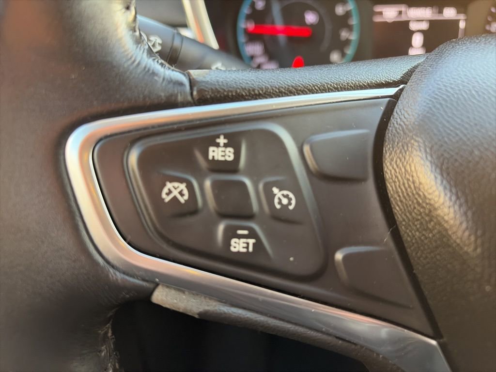 Certified 2018 Chevrolet Equinox LT image 36