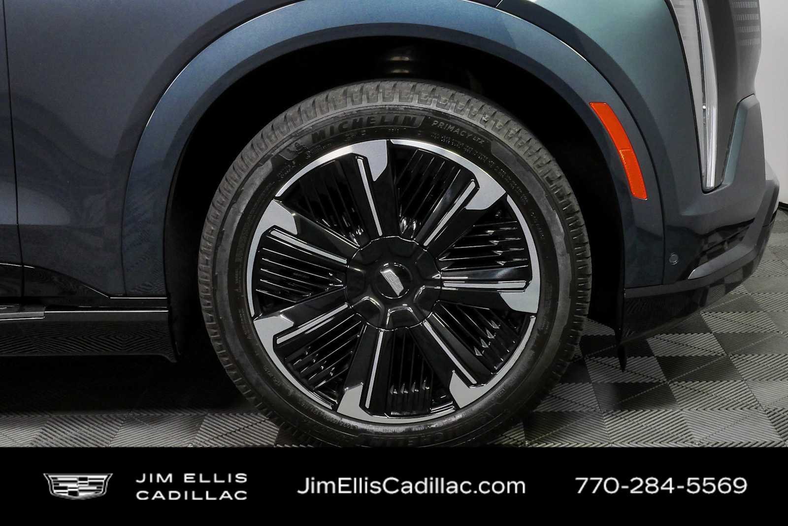 Used 2025 Cadillac Escalade IQ Sport 1 AWD/4WD image 40