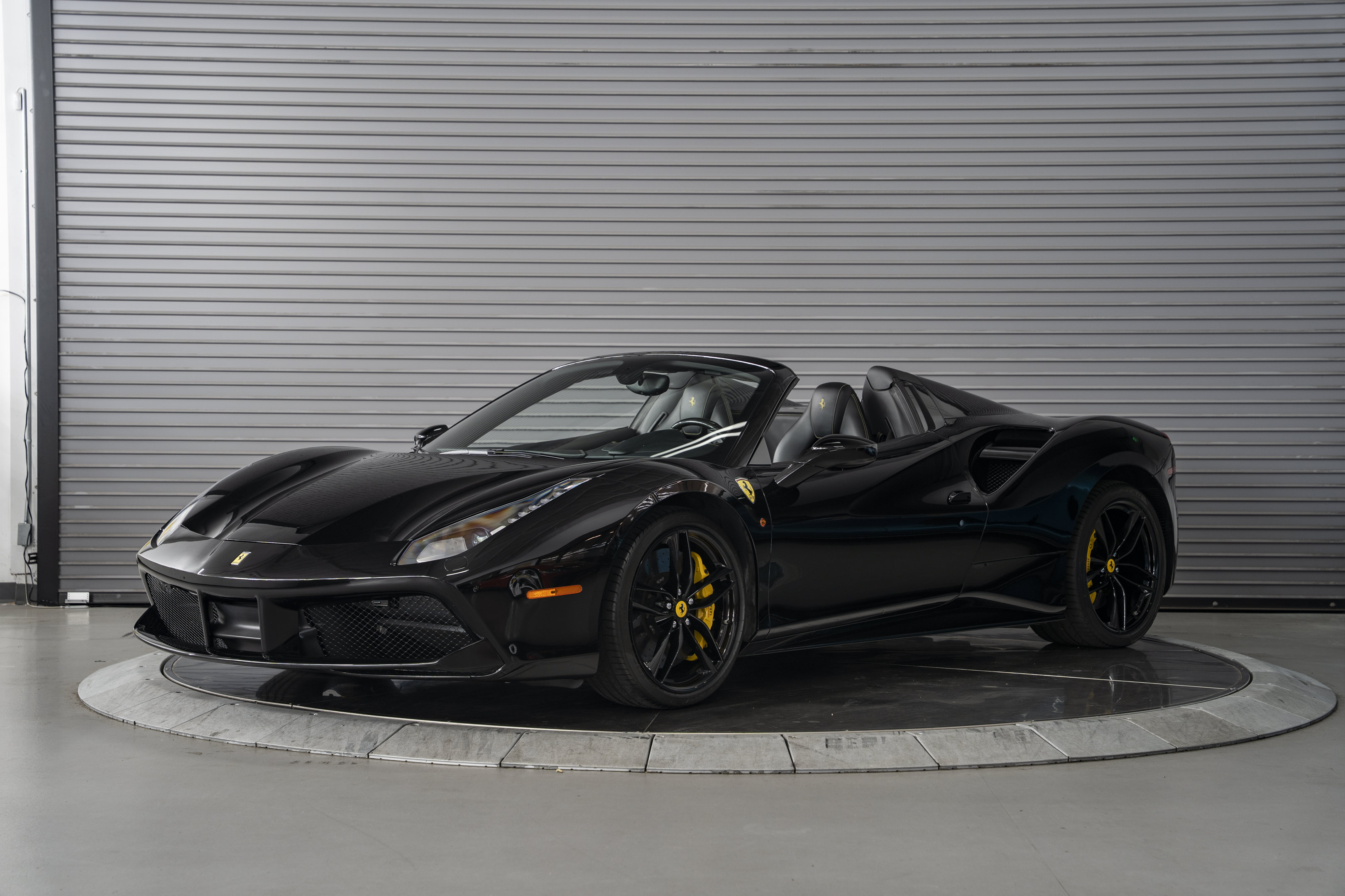 Certified 2018 Ferrari 488 Spider RWD image 1