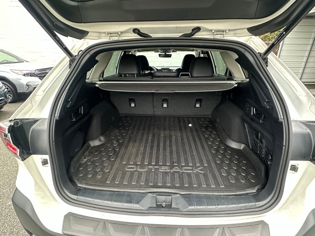 Certified 2023 Subaru Outback Limited XT image 10