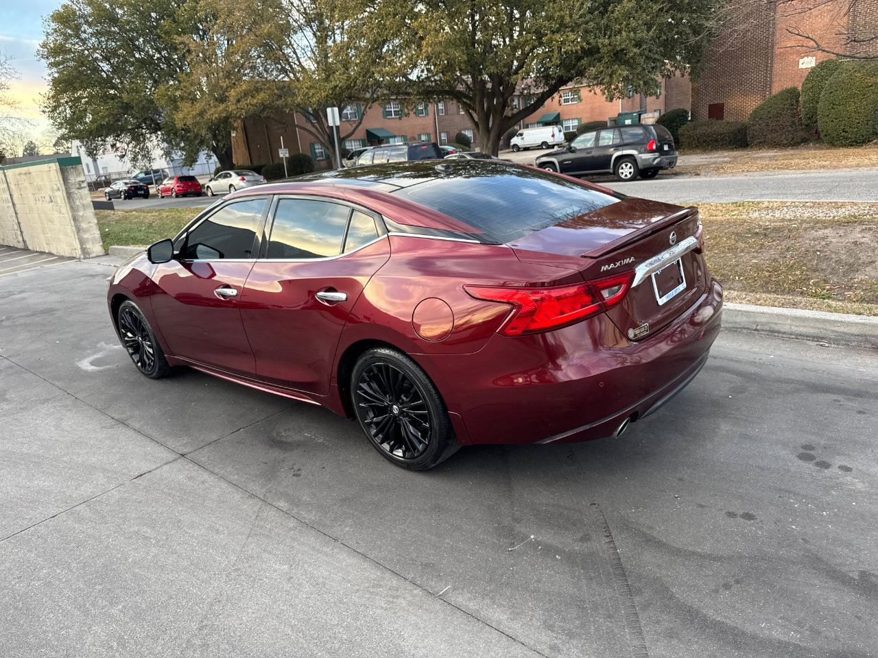 Used 2016 Nissan Maxima Platinum image 9